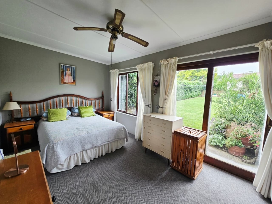 4 Bedroom Property for Sale in Blanco Western Cape